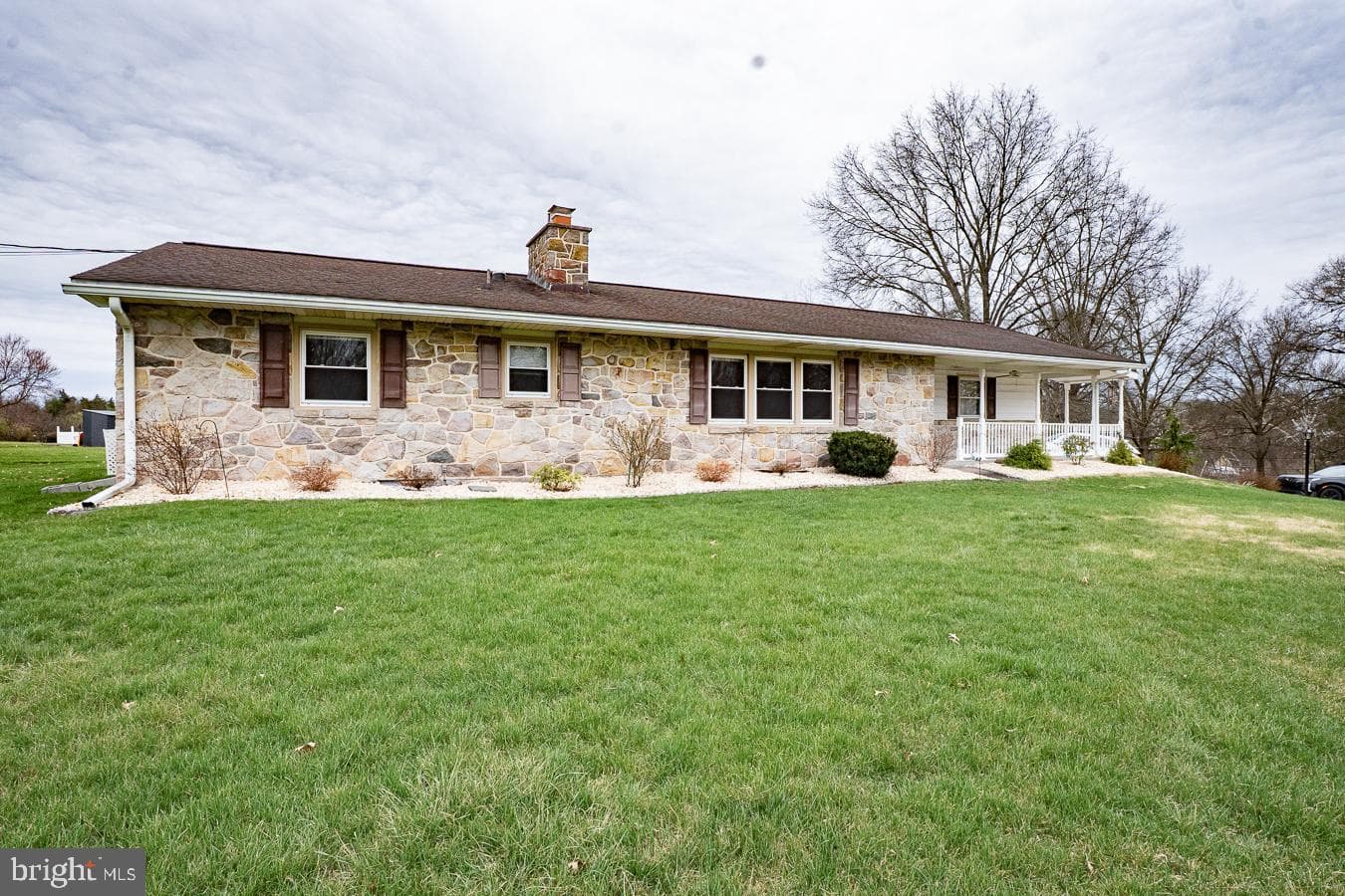 1514 Bahr Road photo 2