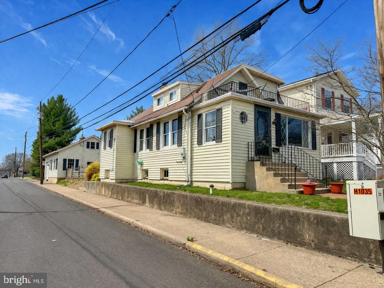 202 N Washington Street photo 2