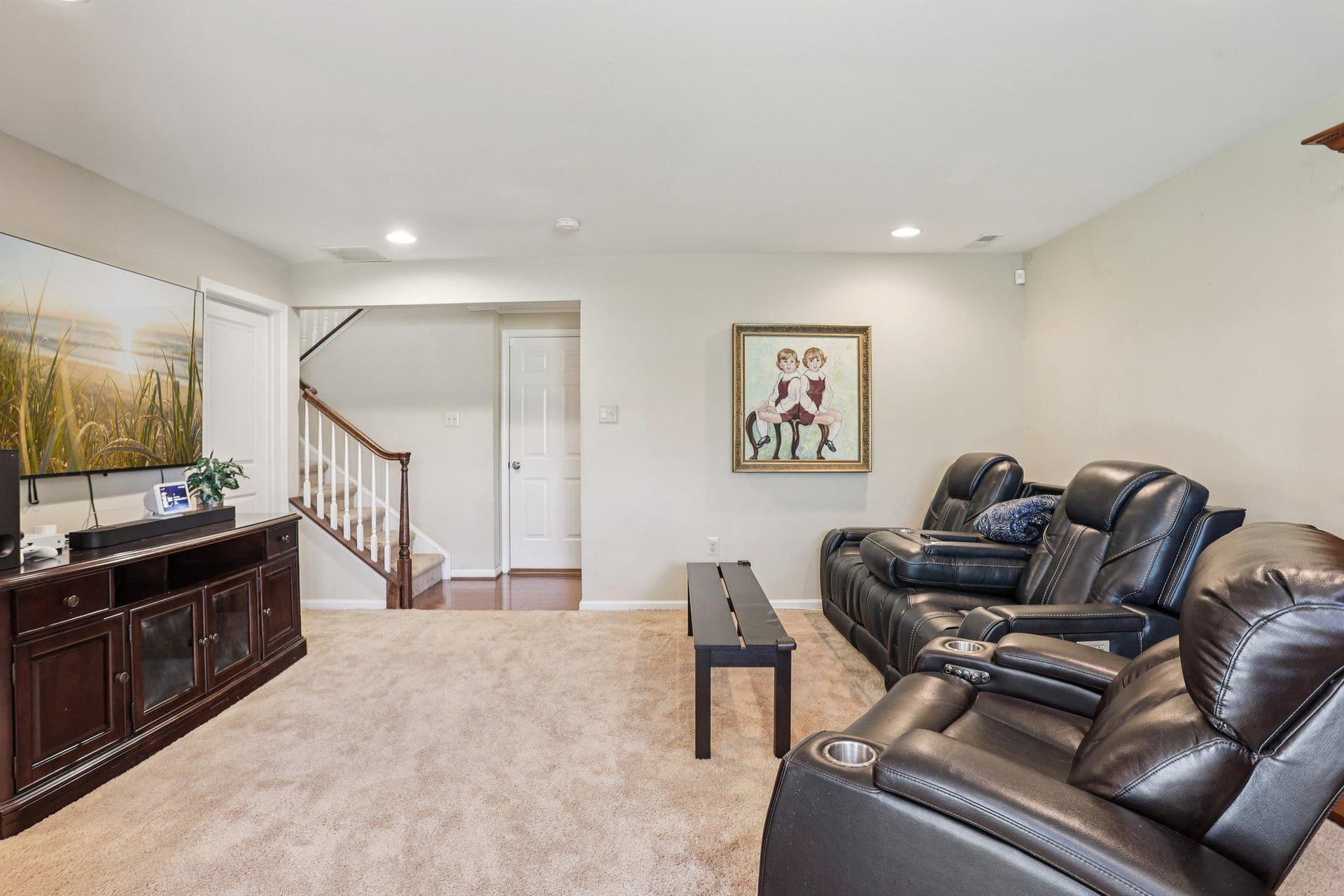 415 Williamson Court photo 7