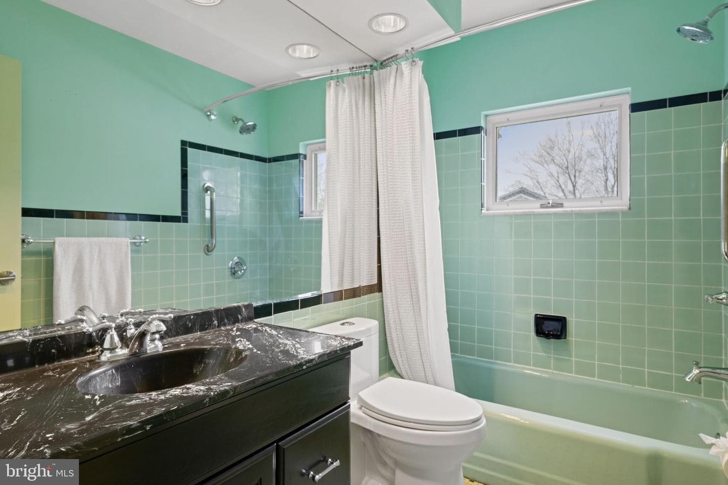 42 Lincoln Ln photo 24