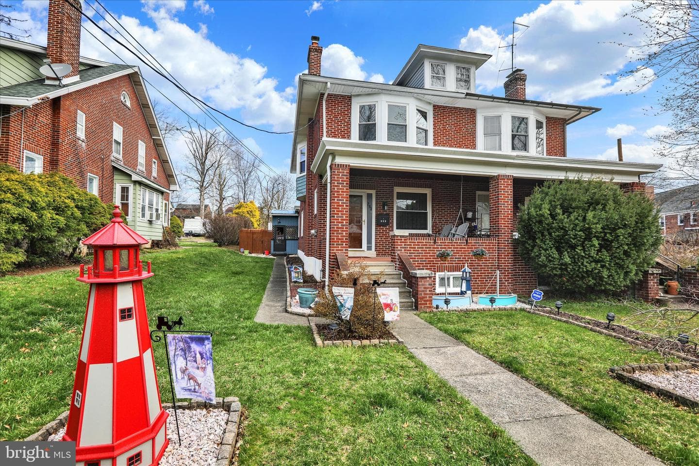 293 Diamond Street photo 4