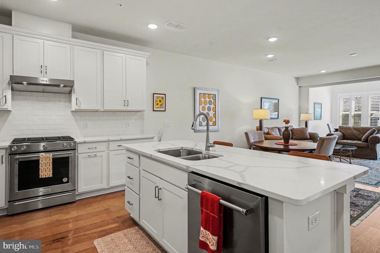 1212 Wright Street photo 12