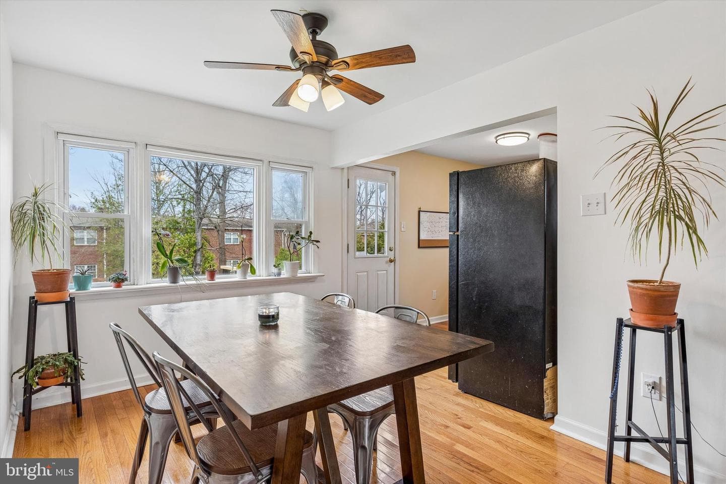 367 Windsor Avenue photo 6