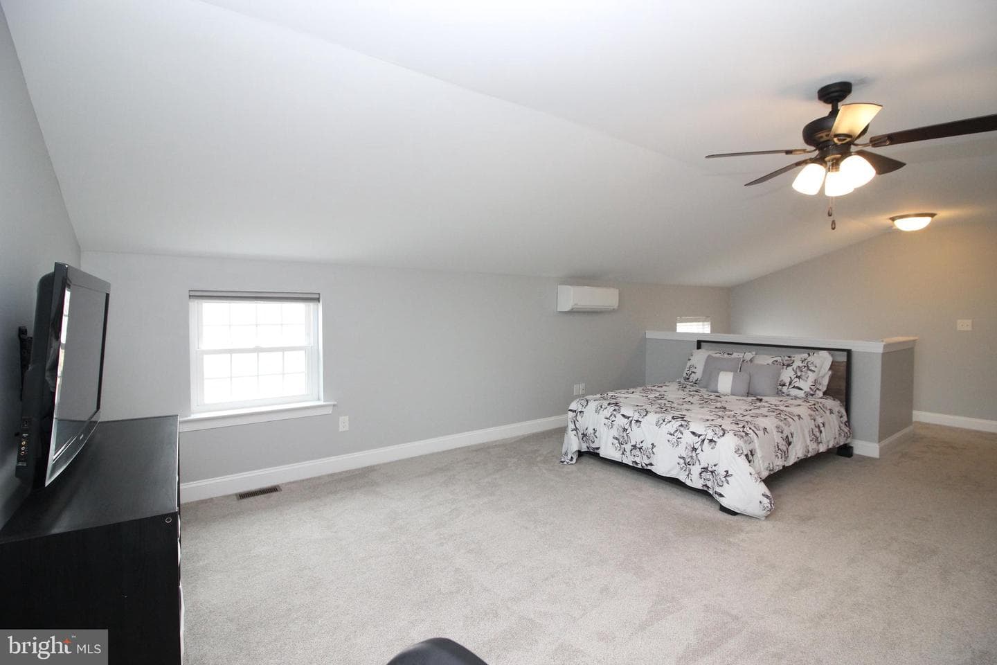 912 Ford Street photo 28