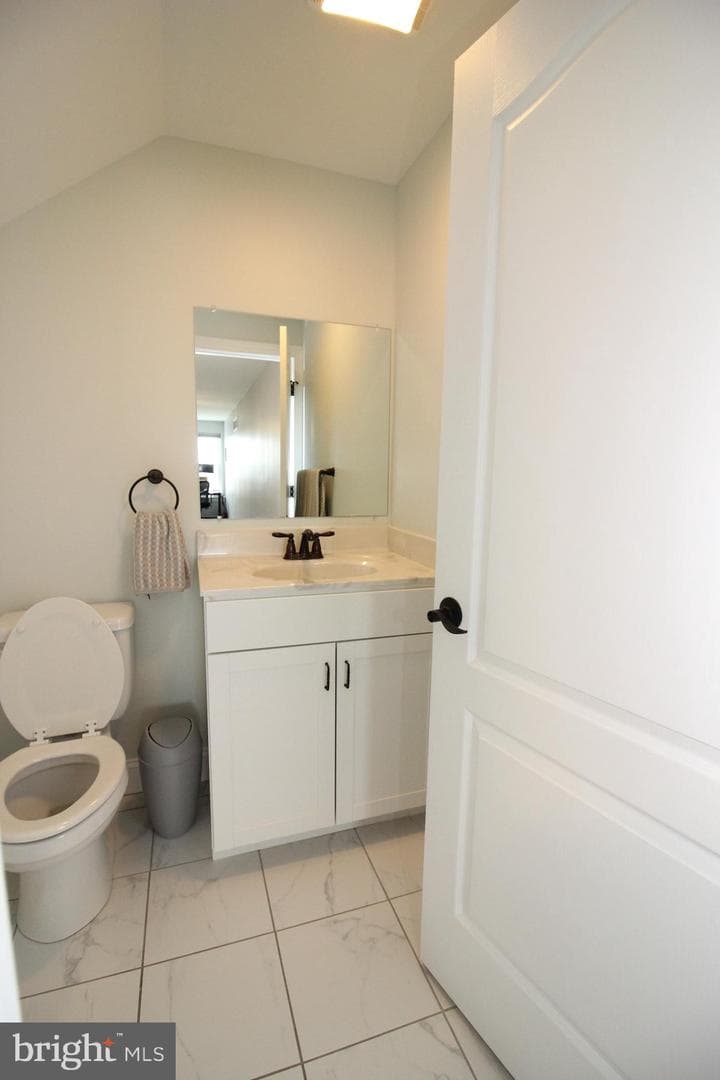 912 Ford Street photo 29