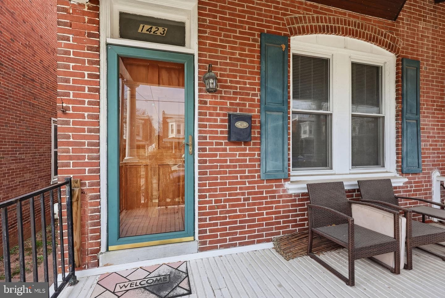 1423 Locust Street photo 2