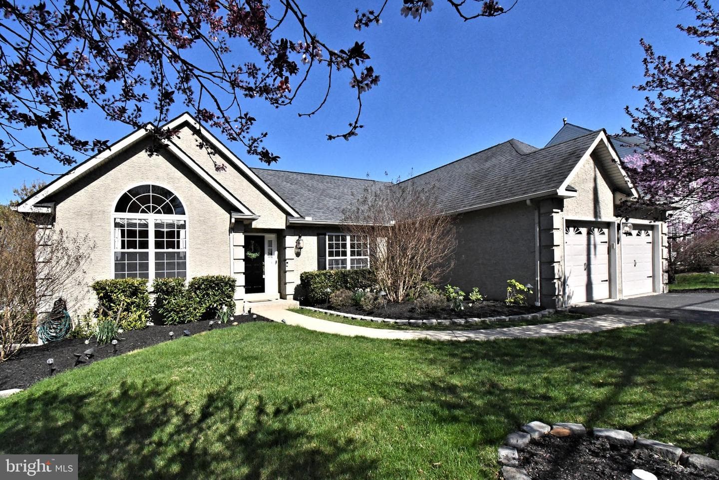 394 Anderson Road photo 2