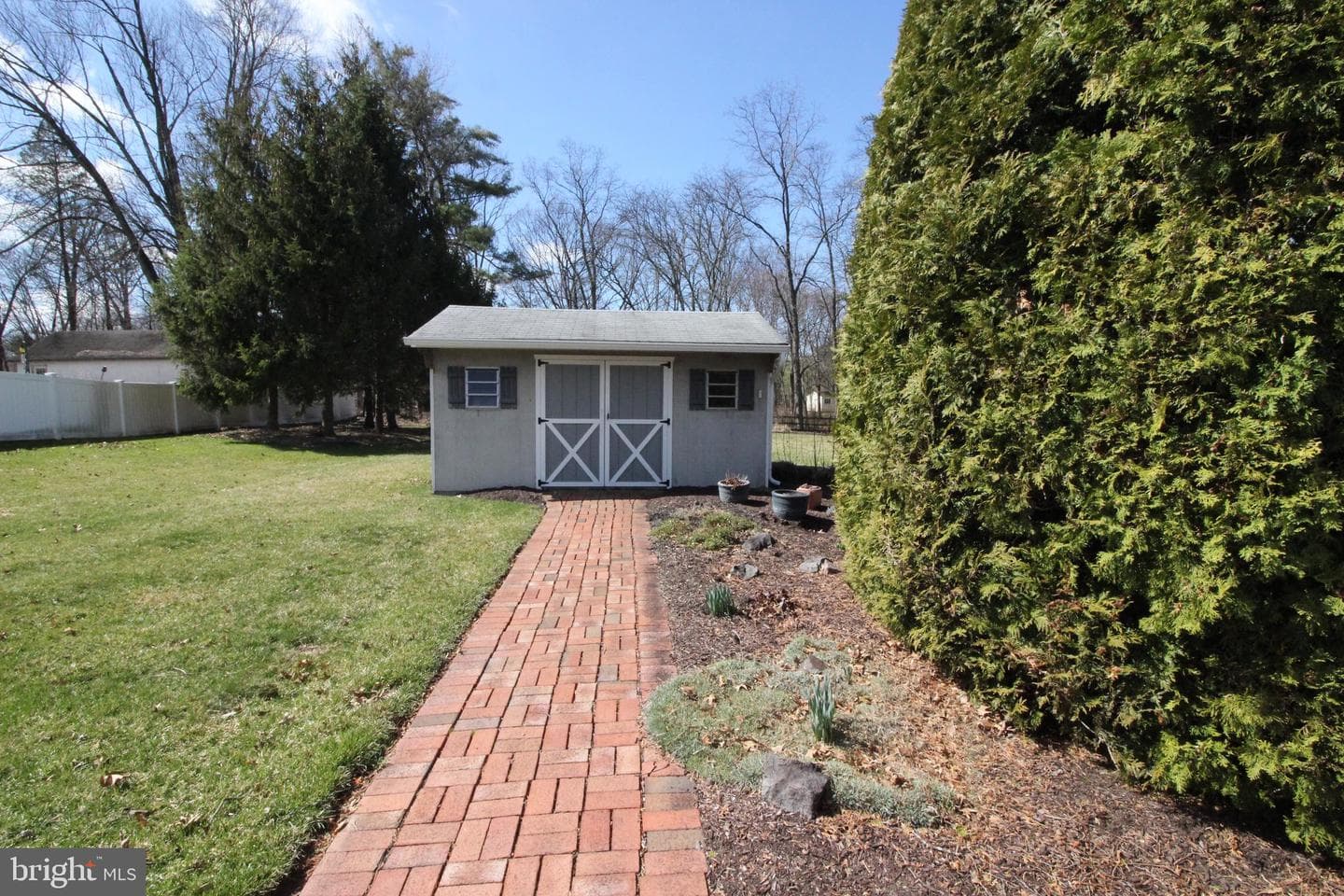486 Cowpath Road photo 4