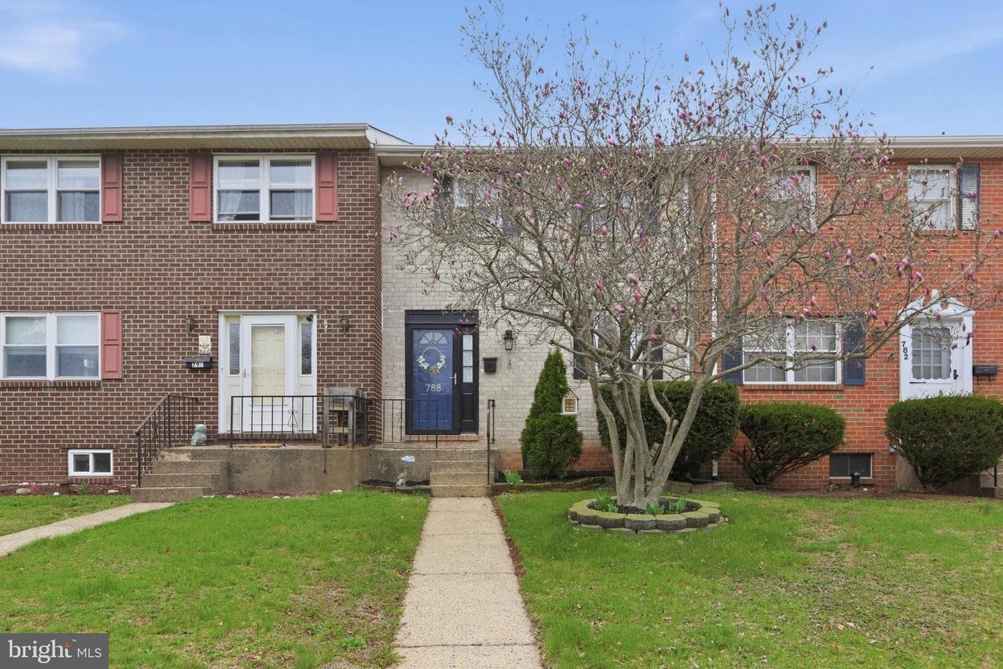 788 Jefferson Street photo 2