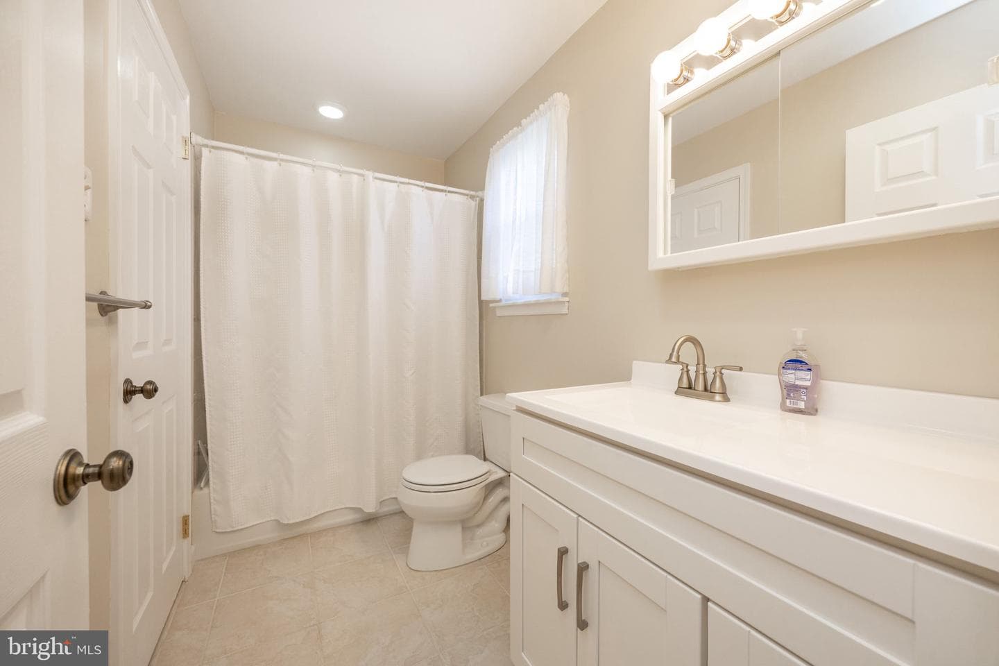 1900 Davis Drive photo 34