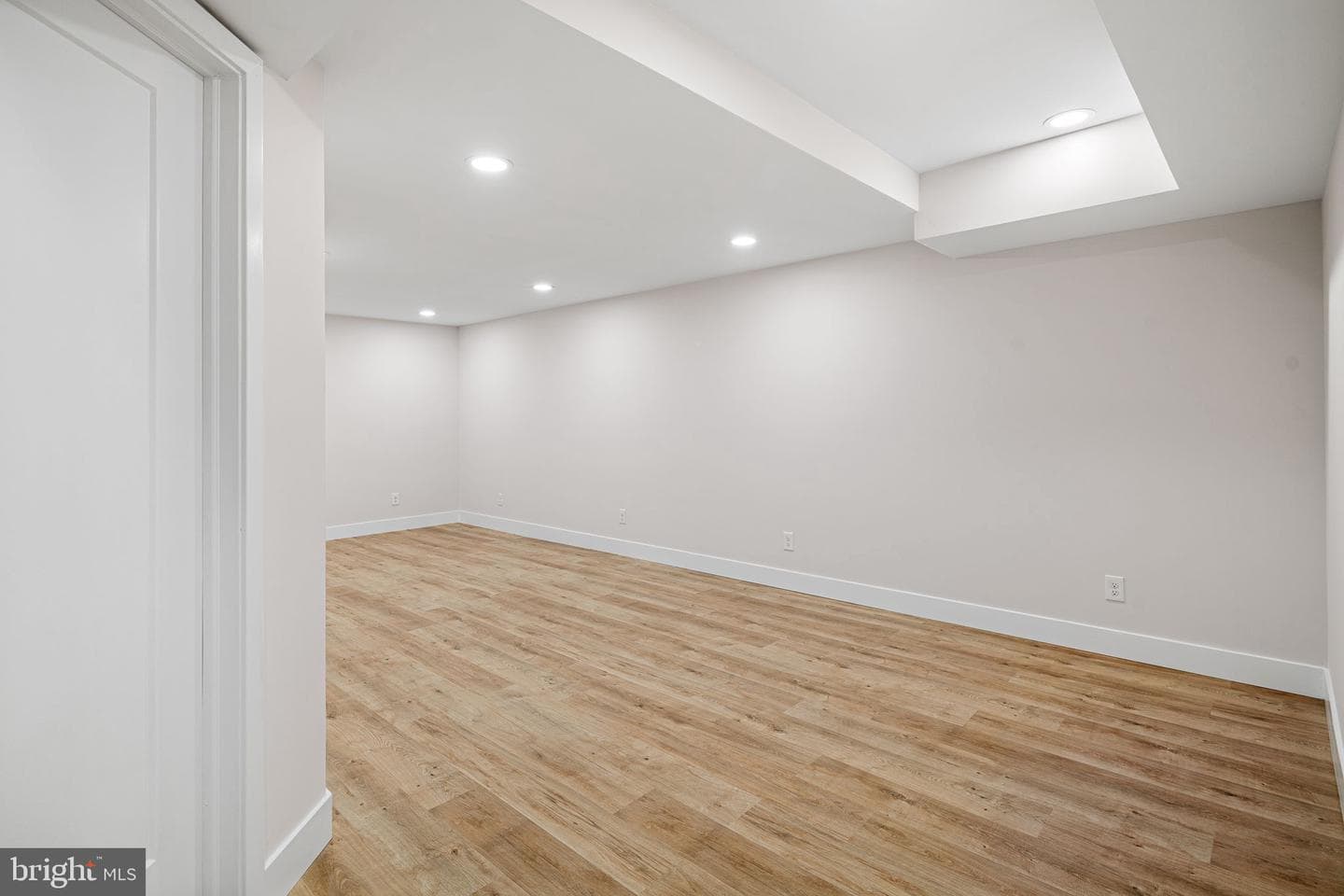 323 Winding Way photo 30