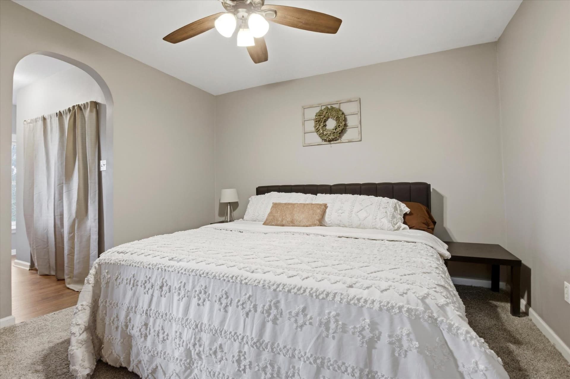 54 Franklin Avenue photo 7
