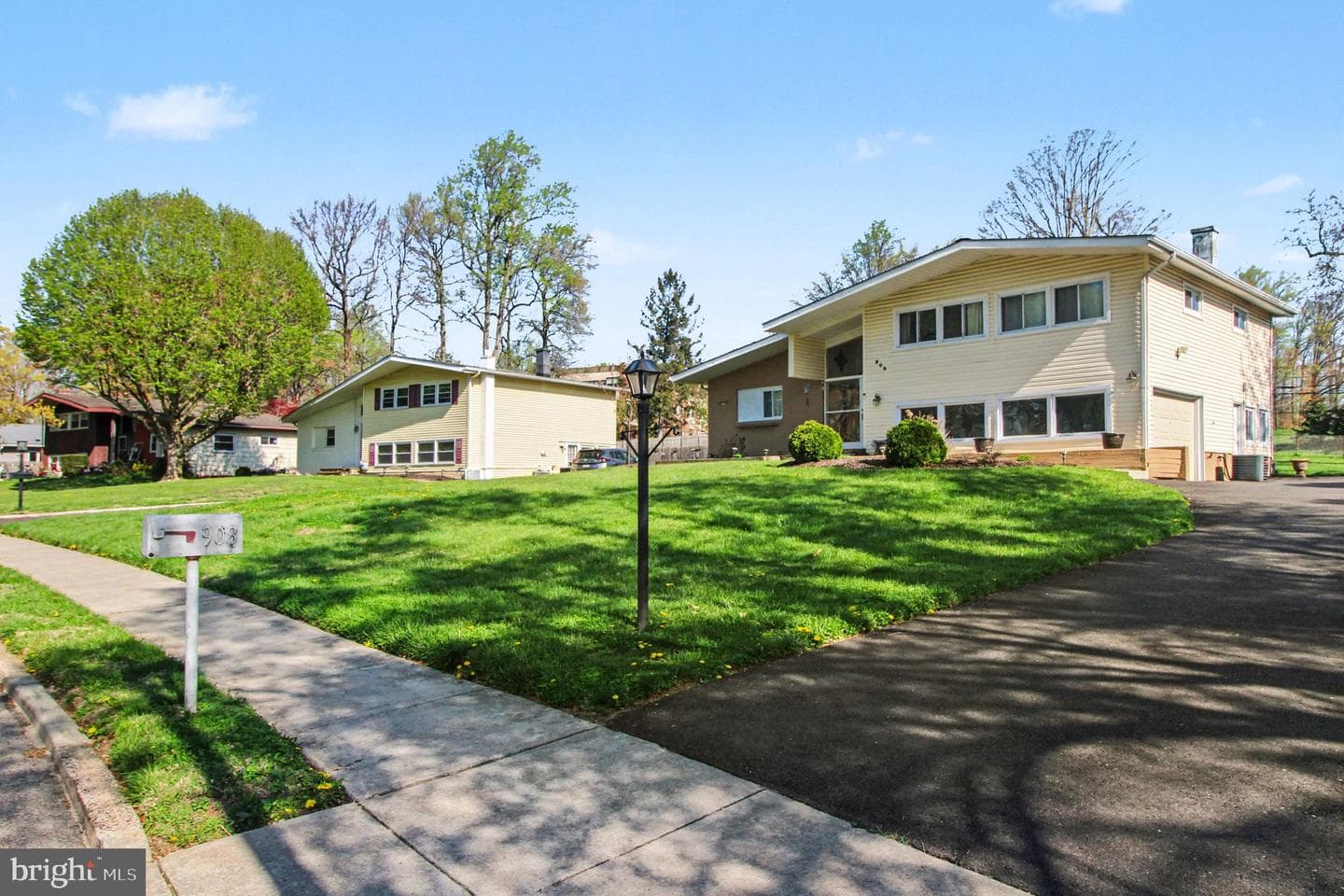 908 Fraser Road photo 3