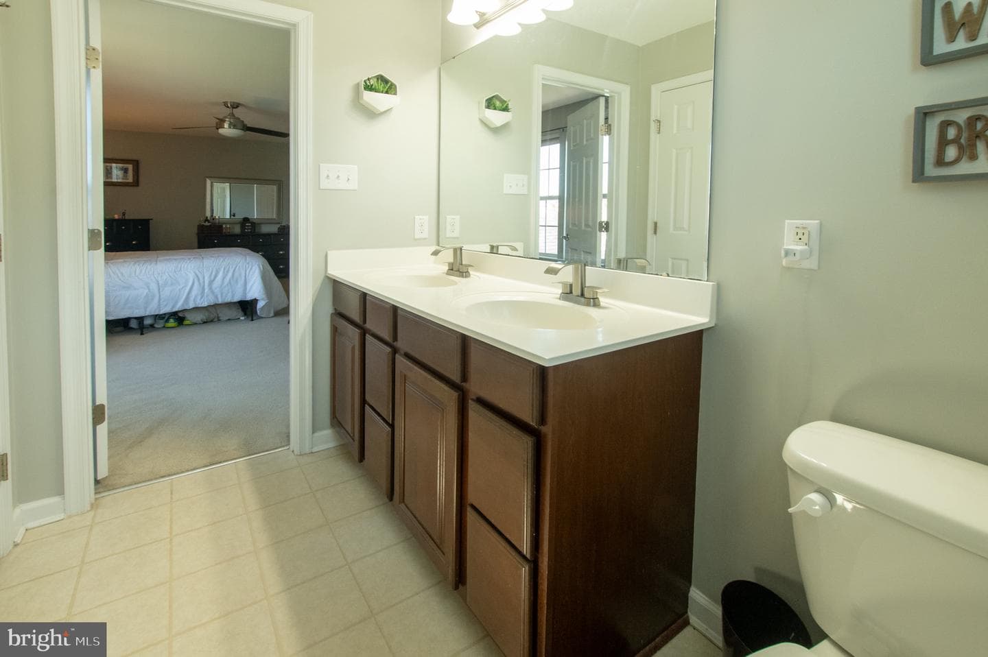 115 Garnet Drive photo 18