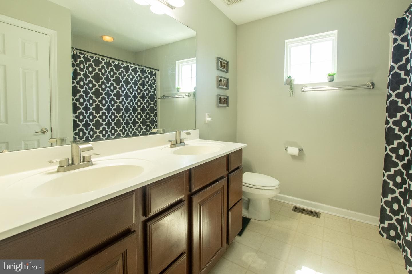 115 Garnet Drive photo 19