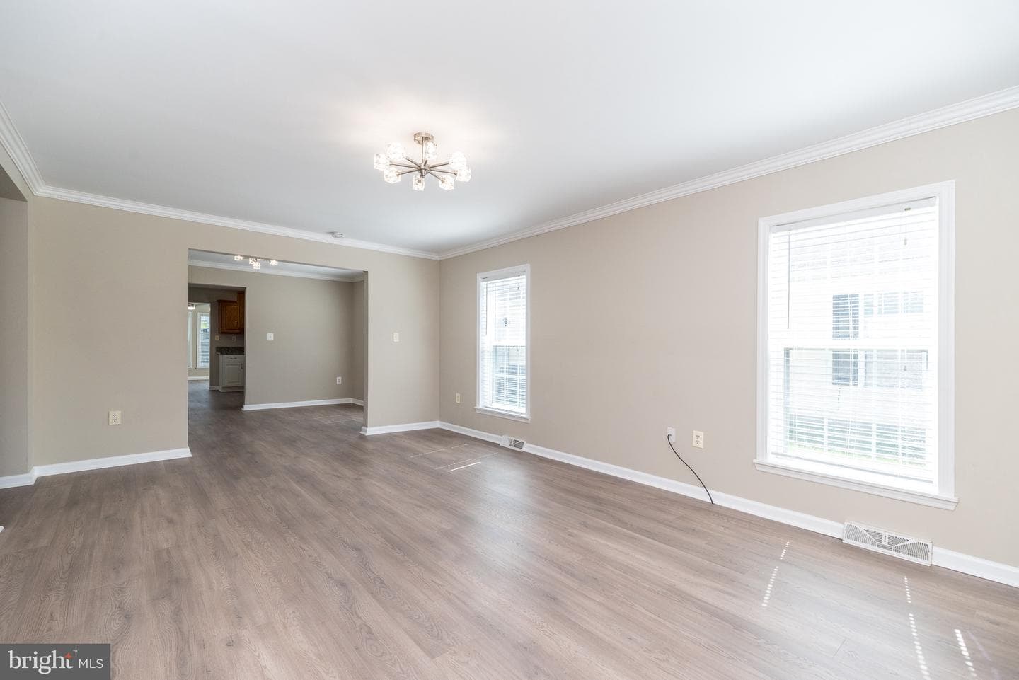 2038 Highland Court #2038 photo 12