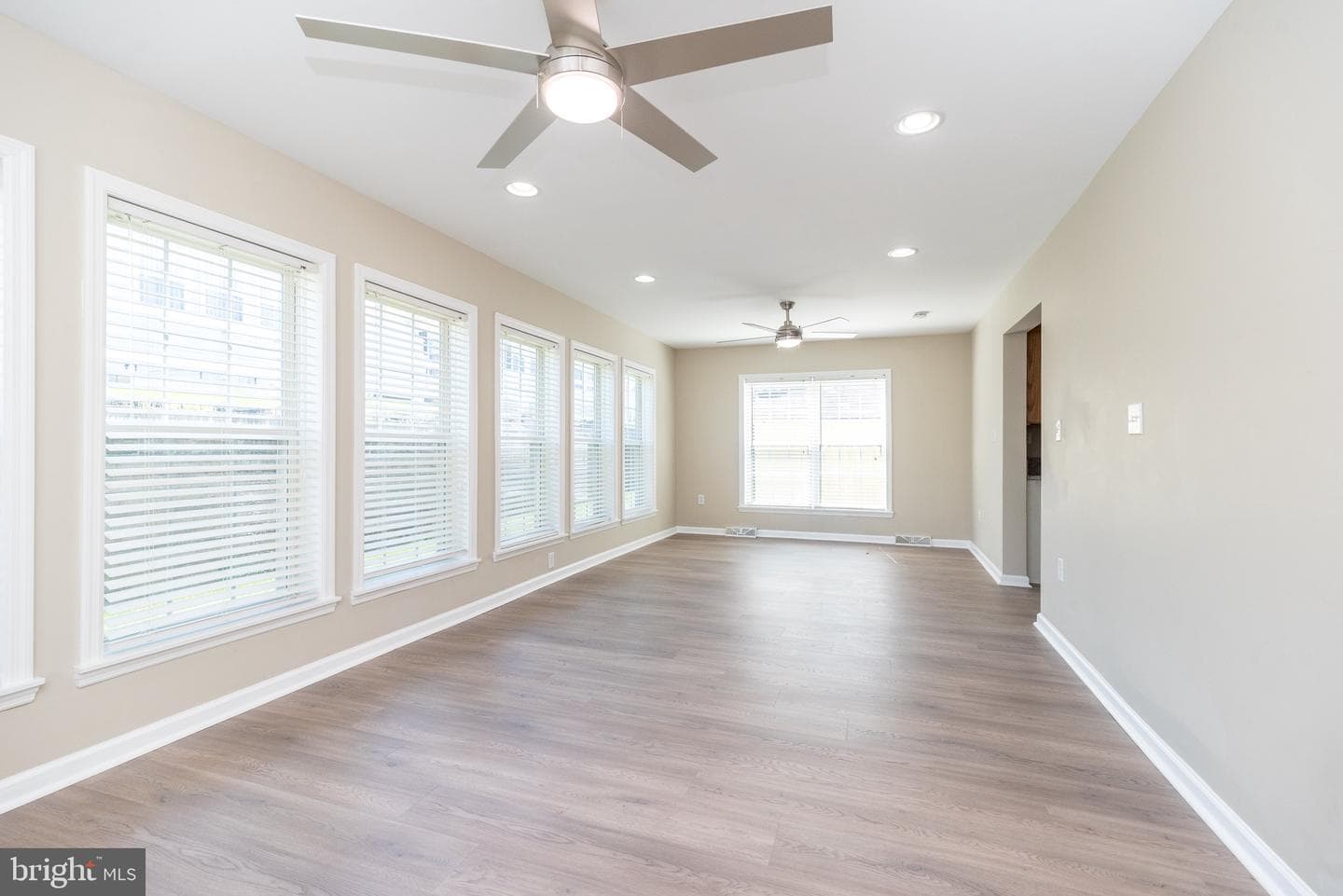 2038 Highland Court #2038 photo 24
