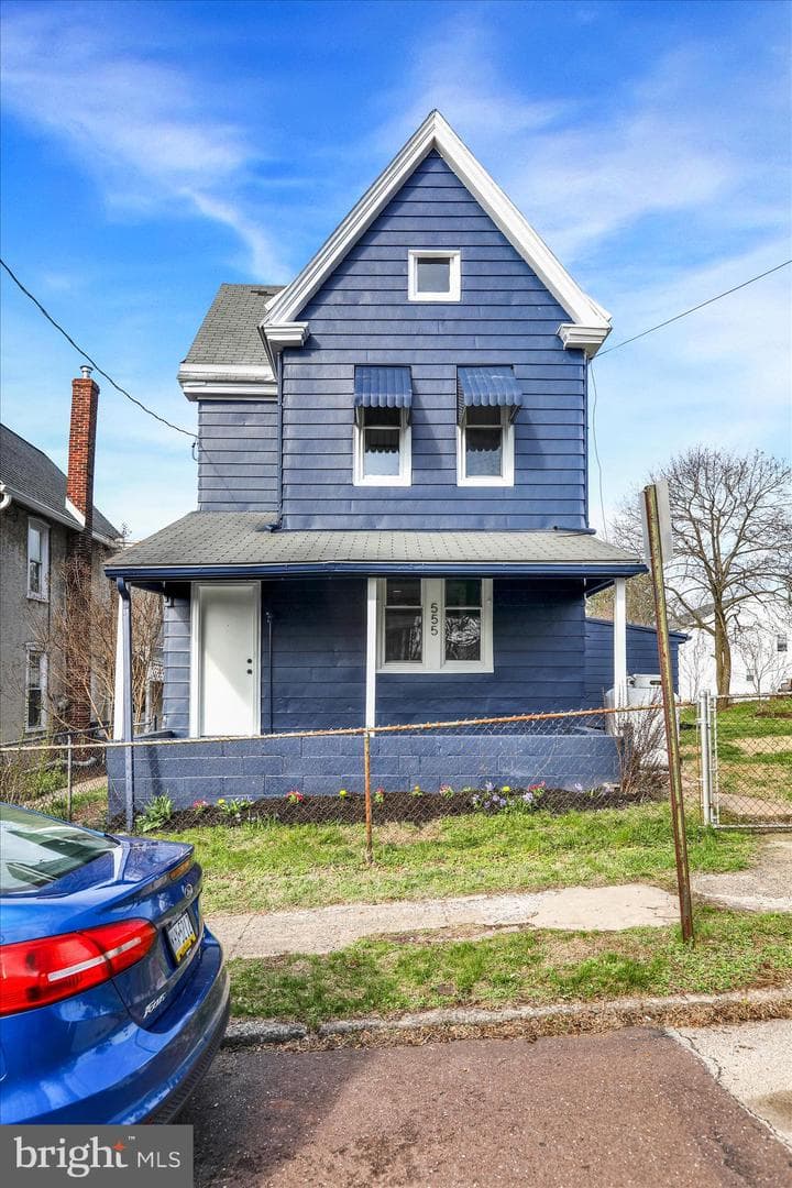 555 West Street photo 5