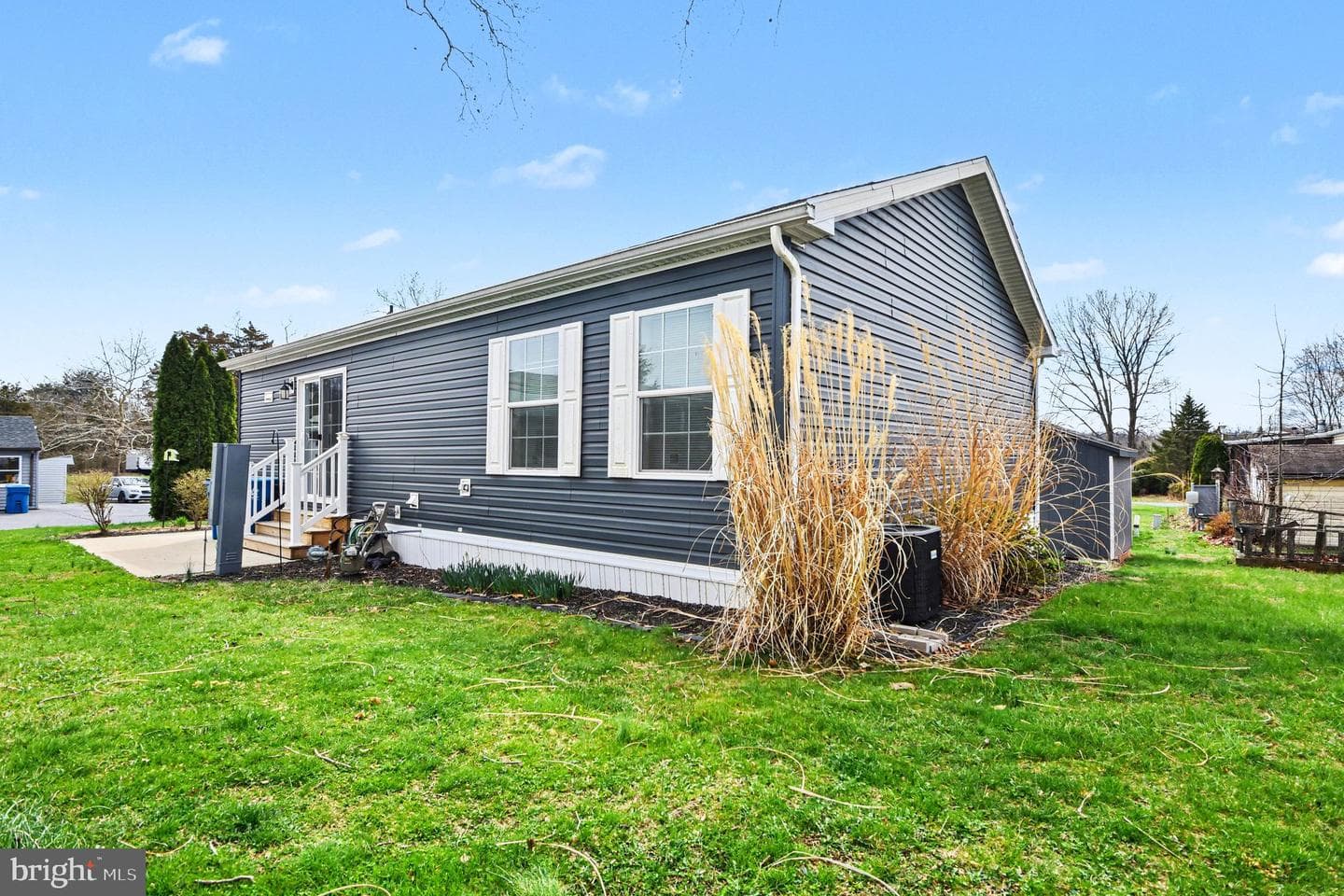 215 Green Hill Drive photo 4