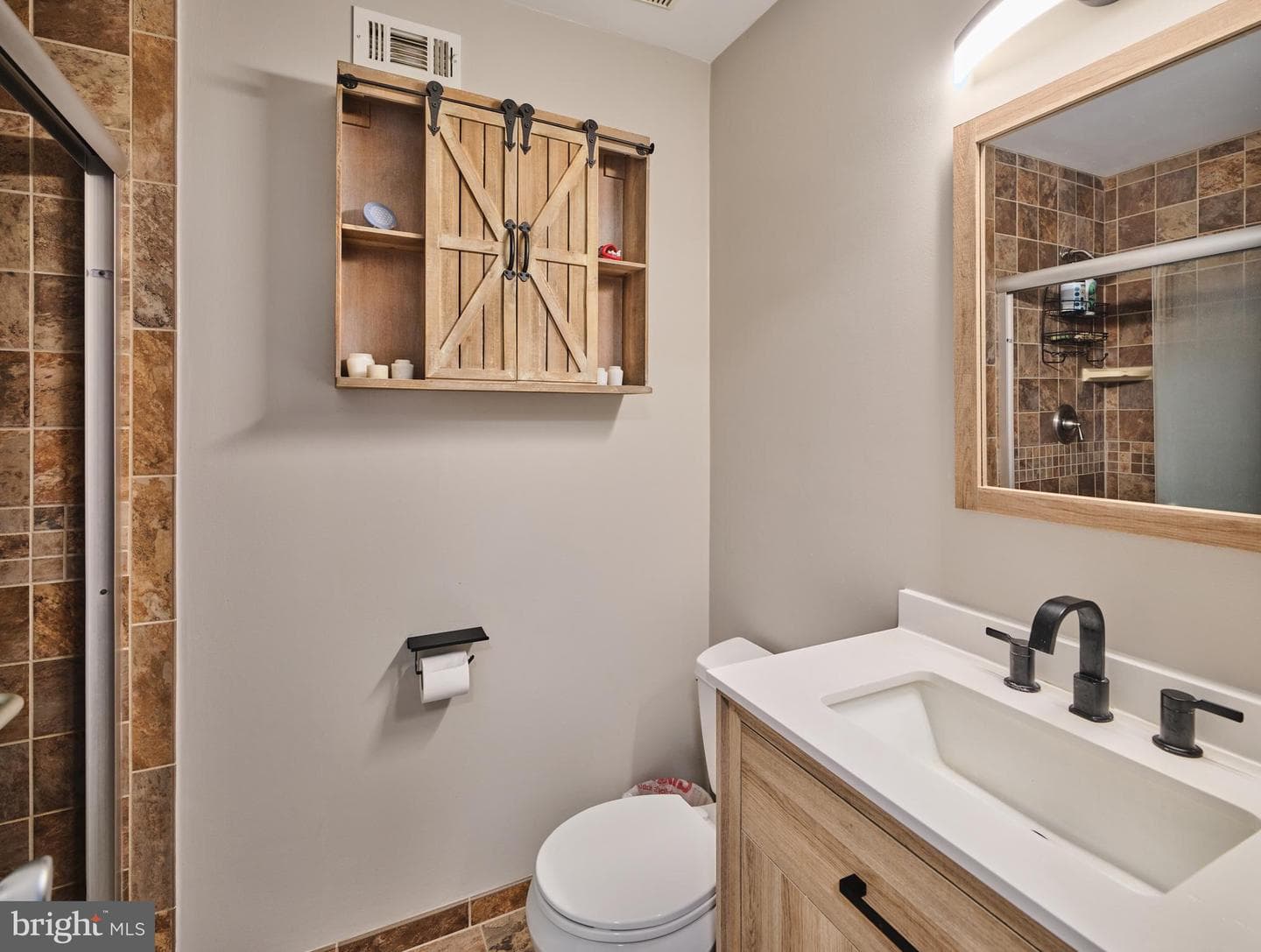 27 Applewood Court photo 22