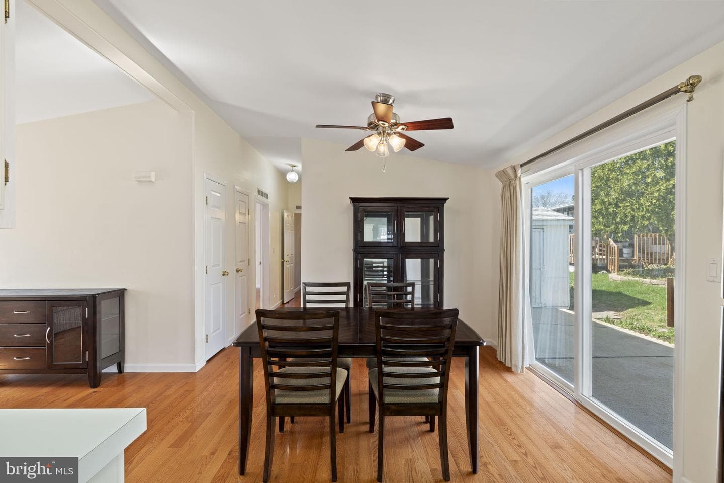 442 Manor House Lane photo 12