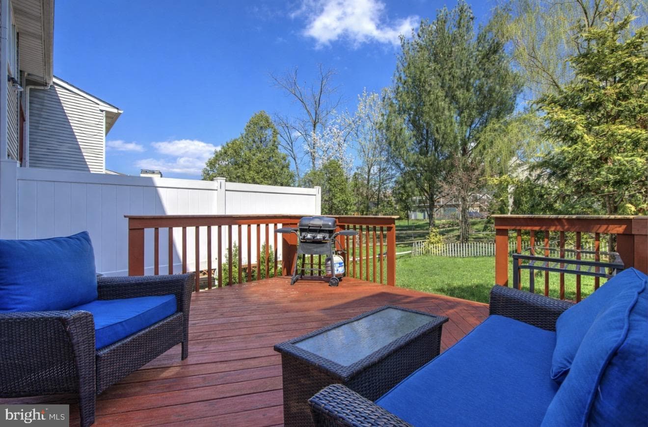 164 Jonathan Drive photo 42