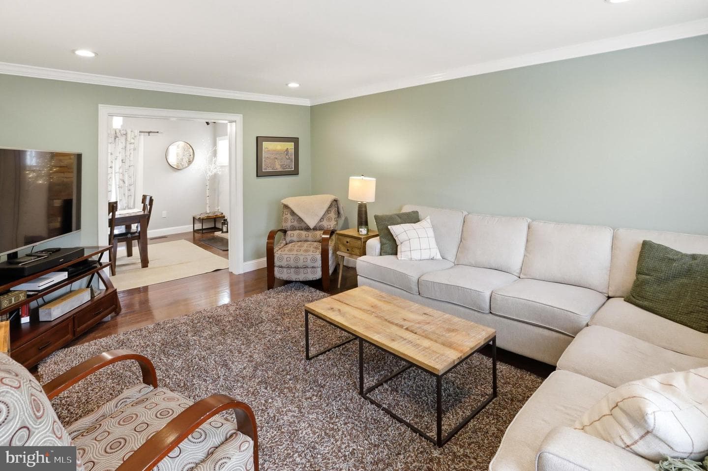 2306 Cassard Circle photo 5