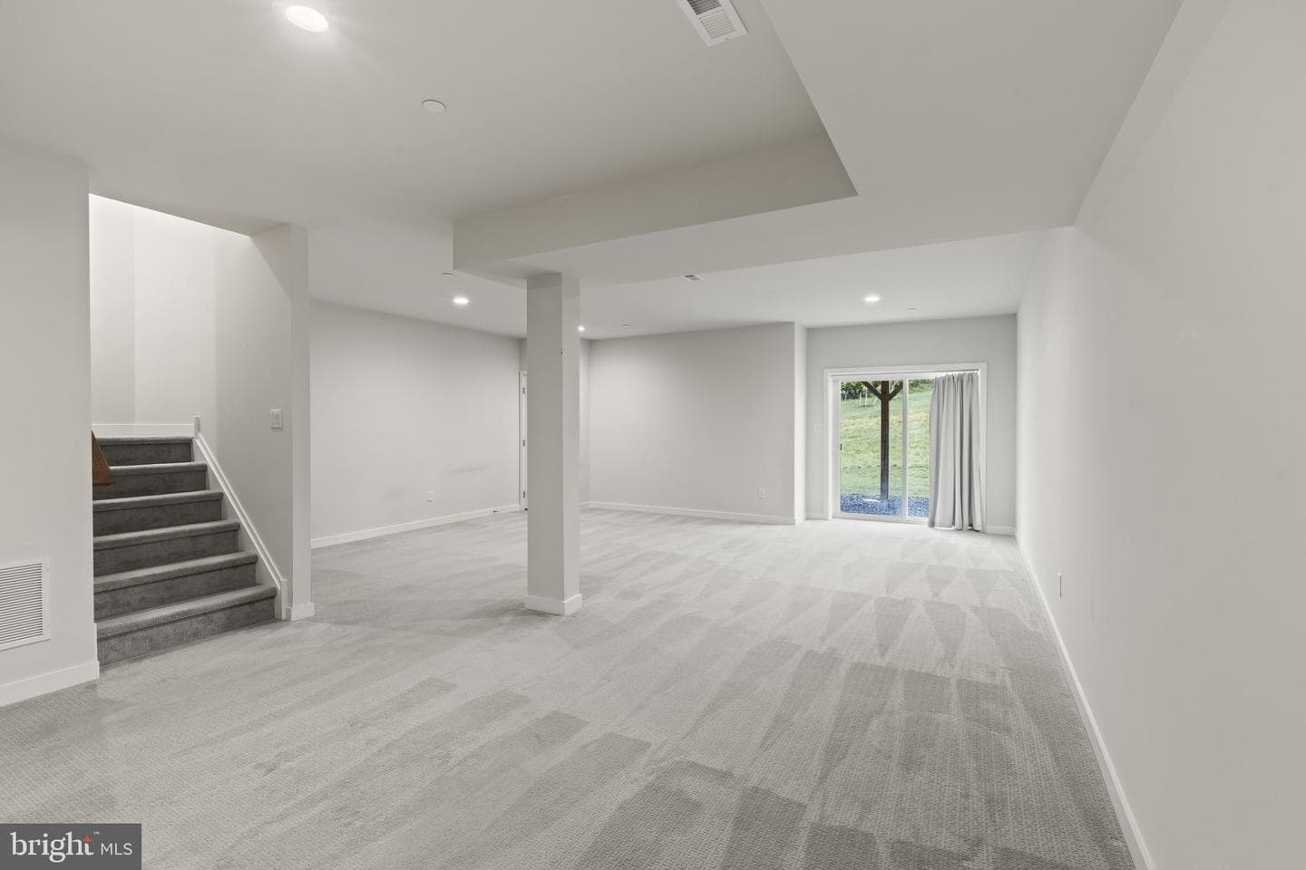 33 Tamarack Circle photo 34