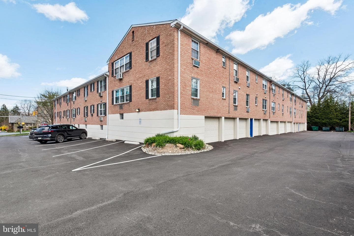 1334 Montgomery Avenue #d4 photo 24