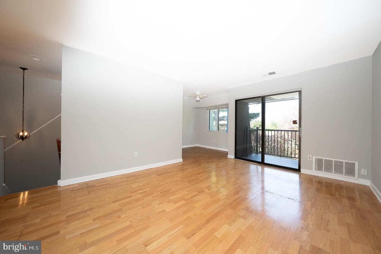 1310 Meadowview Lane #1310 photo 9