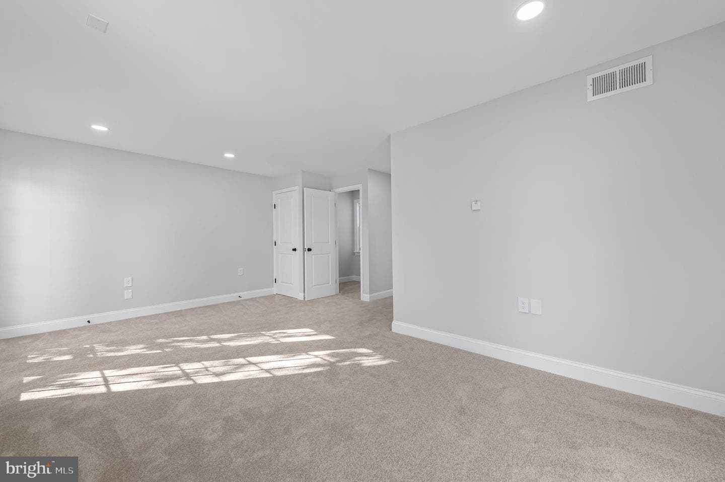 1014 Lansdale Avenue photo 23