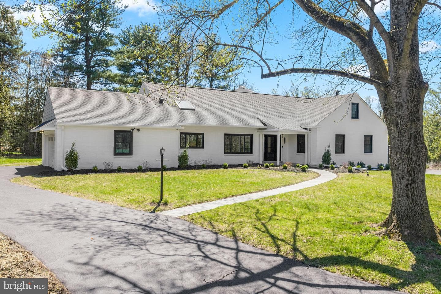 1021 Walsh Lane