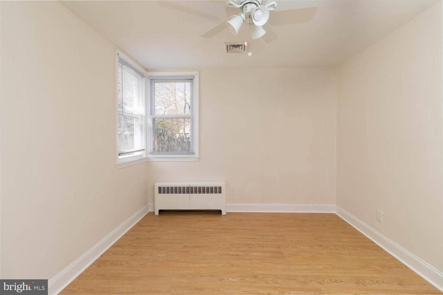 318 Shelmire Street photo 18