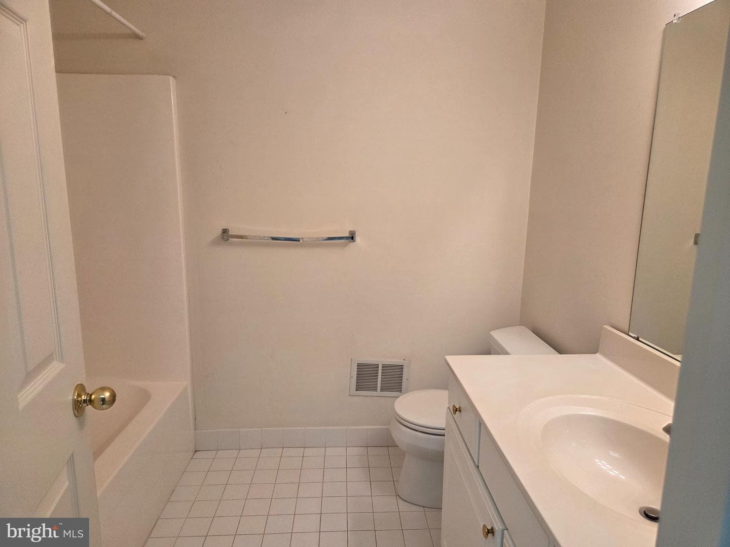 84 Wheatsheaf Lane photo 20