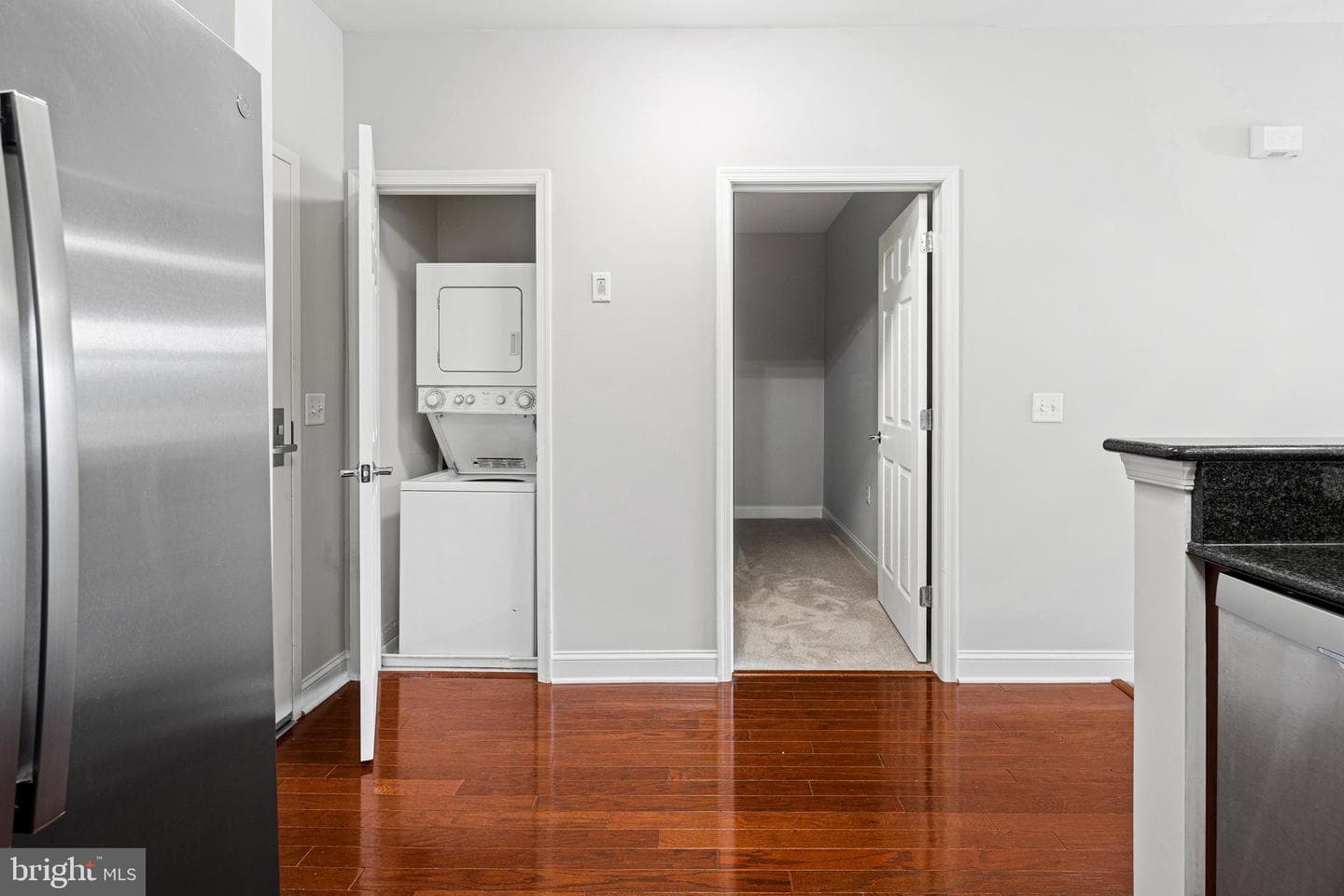 200 W Elm Street #1314 photo 15