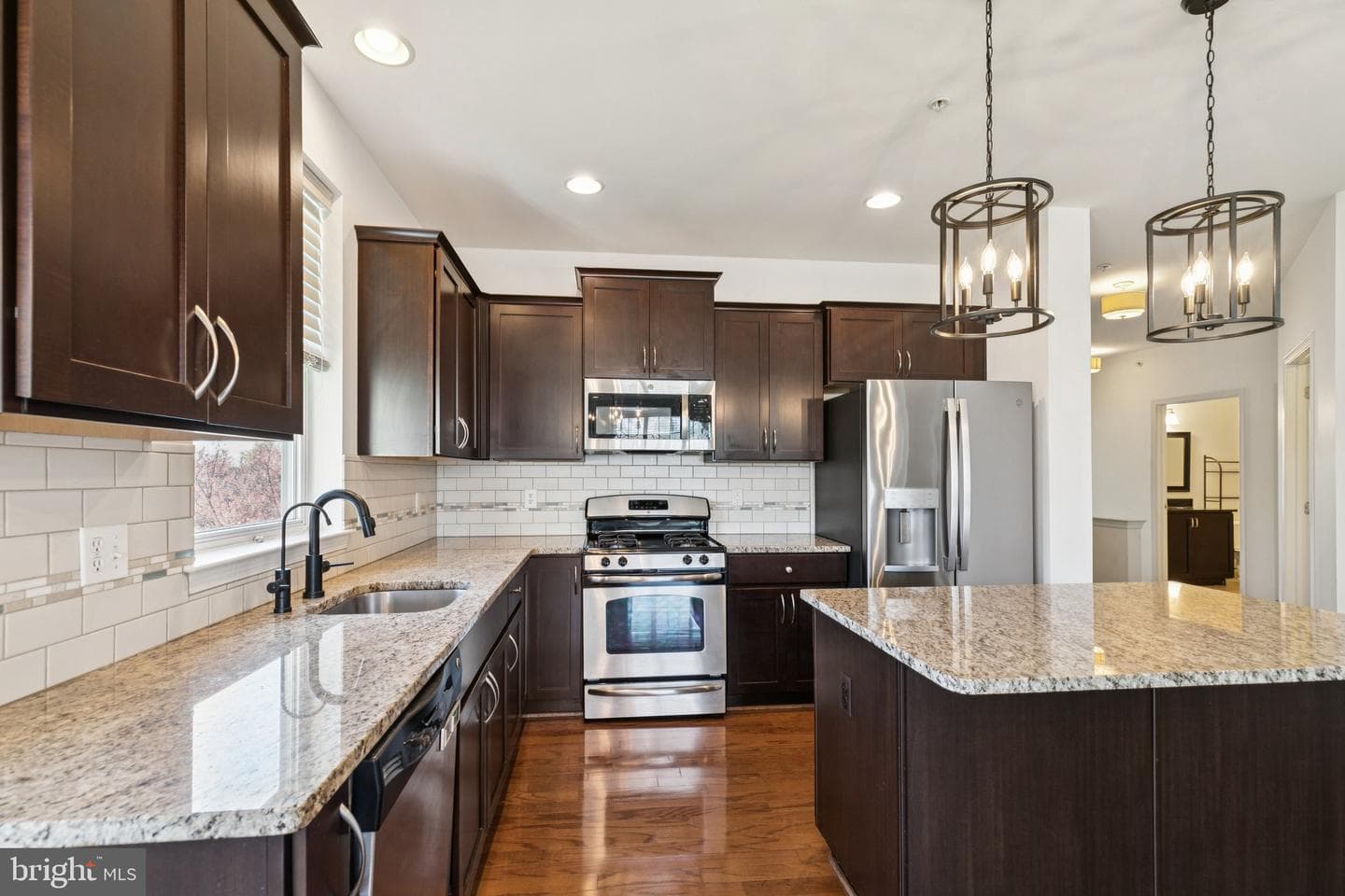 103 Bradbury Drive photo 3