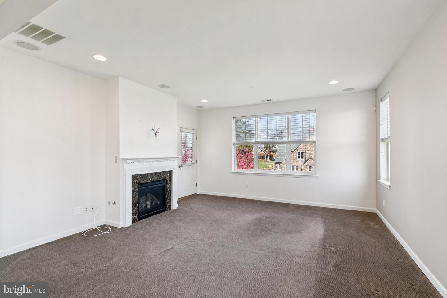 103 Bradbury Drive photo 6