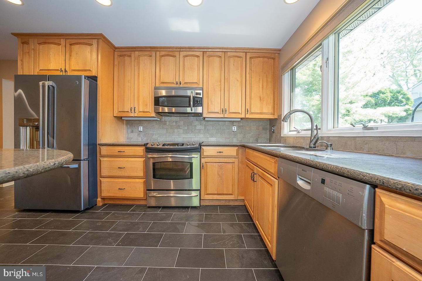 9315 Eagle View Drive photo 24