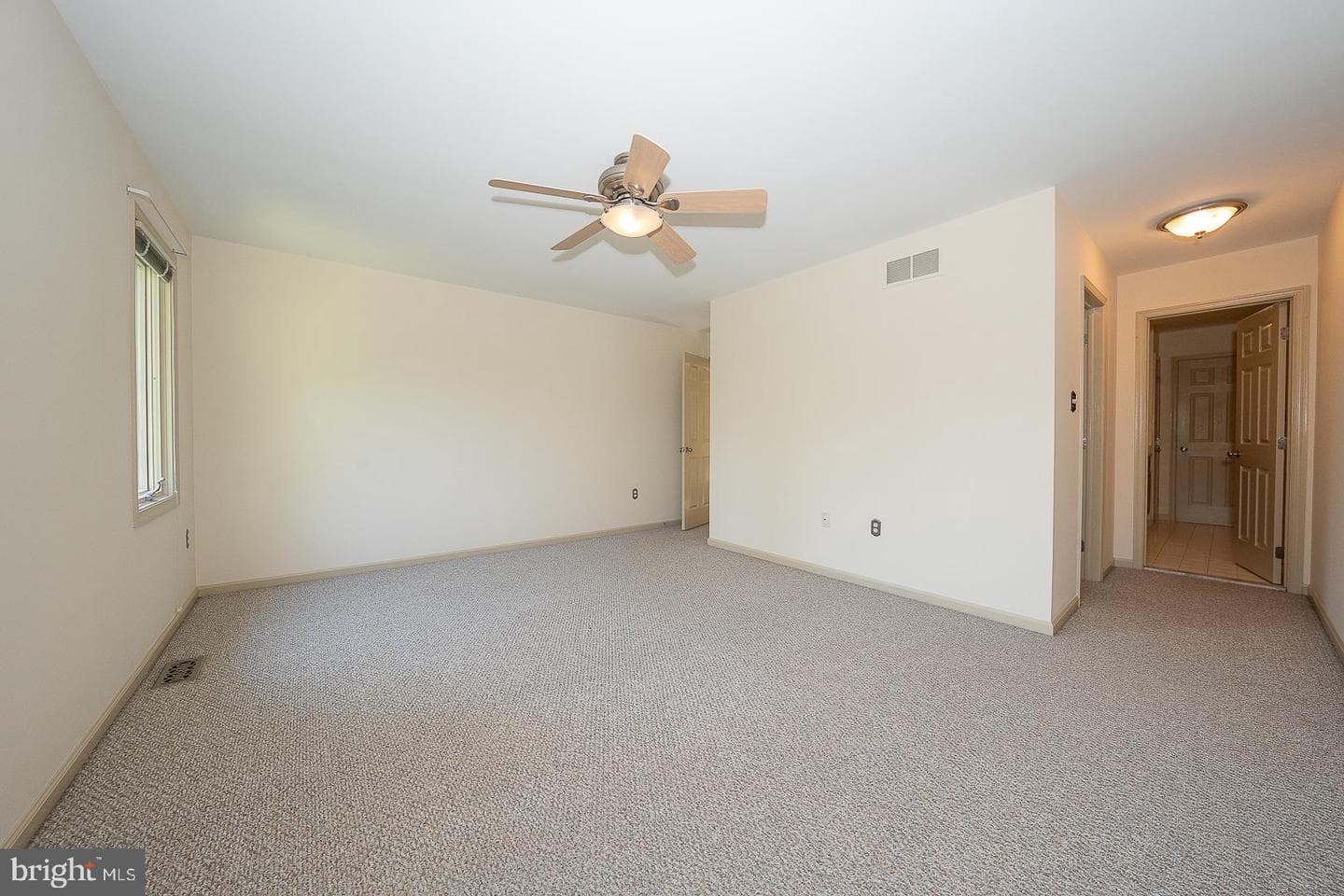 9315 Eagle View Drive photo 47