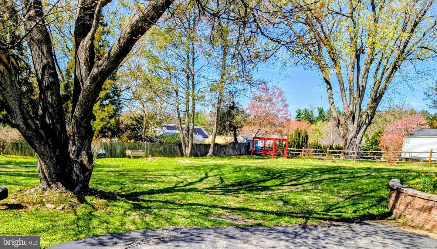 3464 Hillcroft Road photo 6