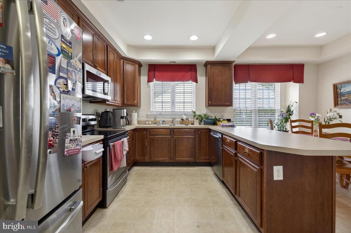 377 Brittany Court photo 8