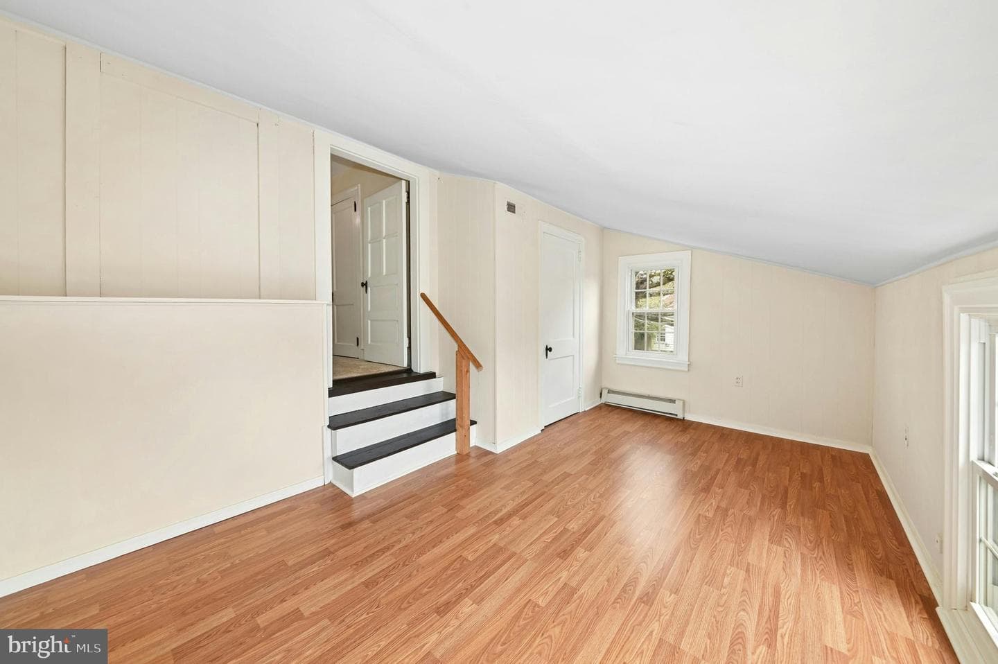 2301 Coles Boulevard photo 26