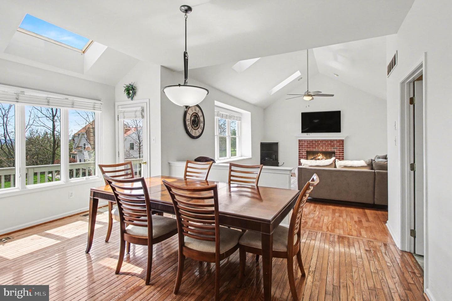 2106 Peregrine Circle photo 15