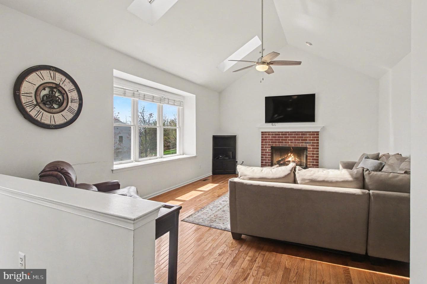 2106 Peregrine Circle photo 16