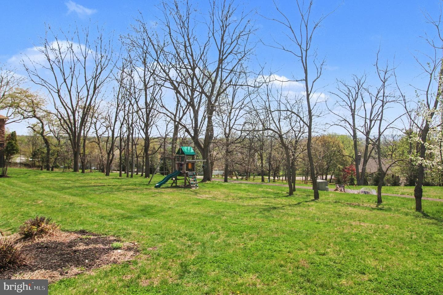 2106 Peregrine Circle photo 38