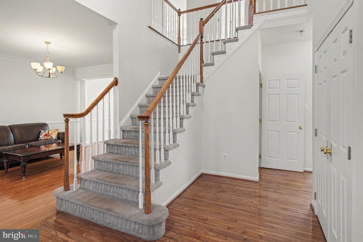 2106 Peregrine Circle photo 7