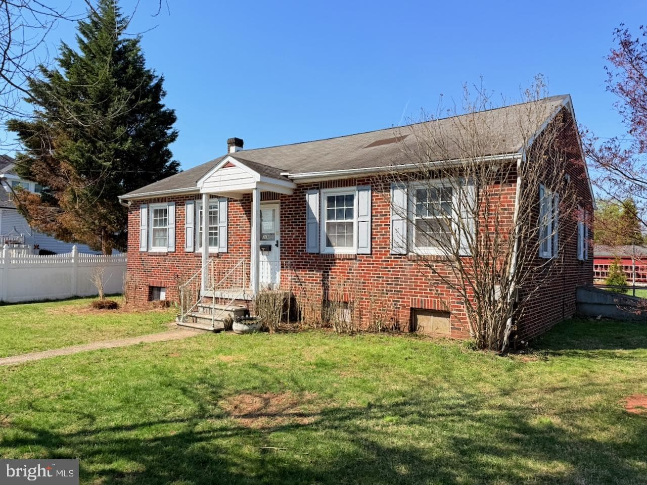 318 Chestnut Street photo 2