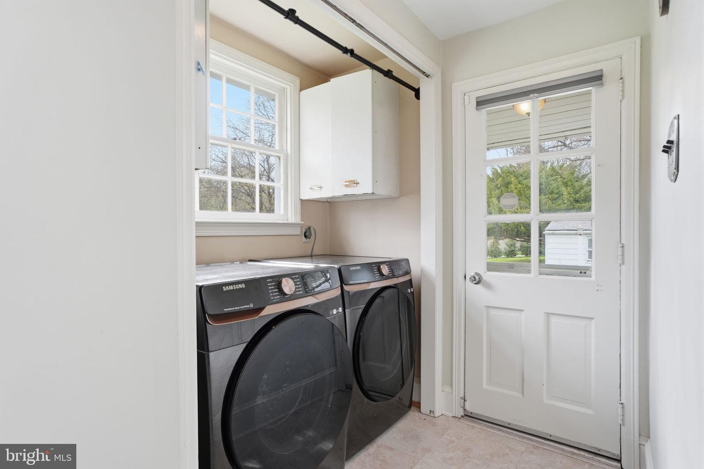 448 Moredon Road photo 16