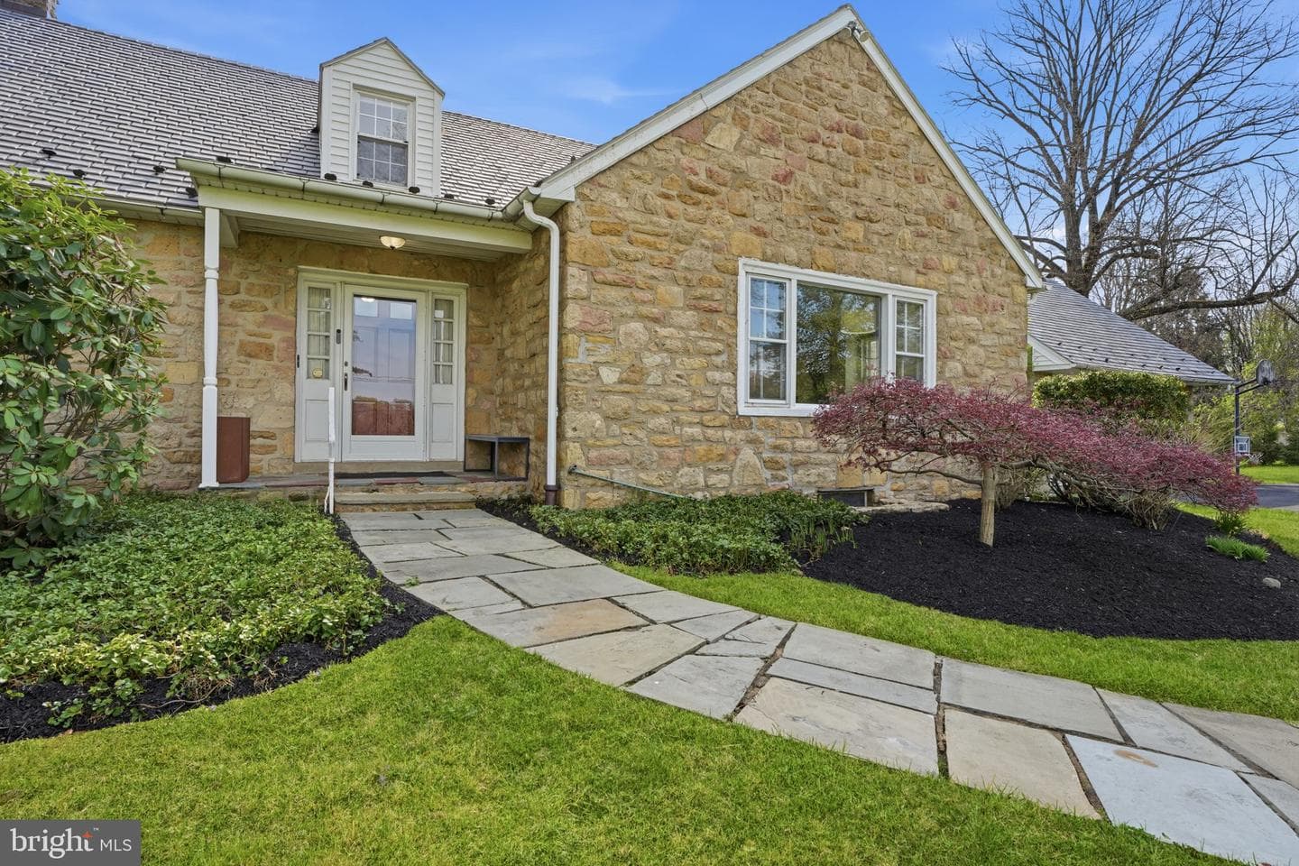 448 Moredon Road photo 5