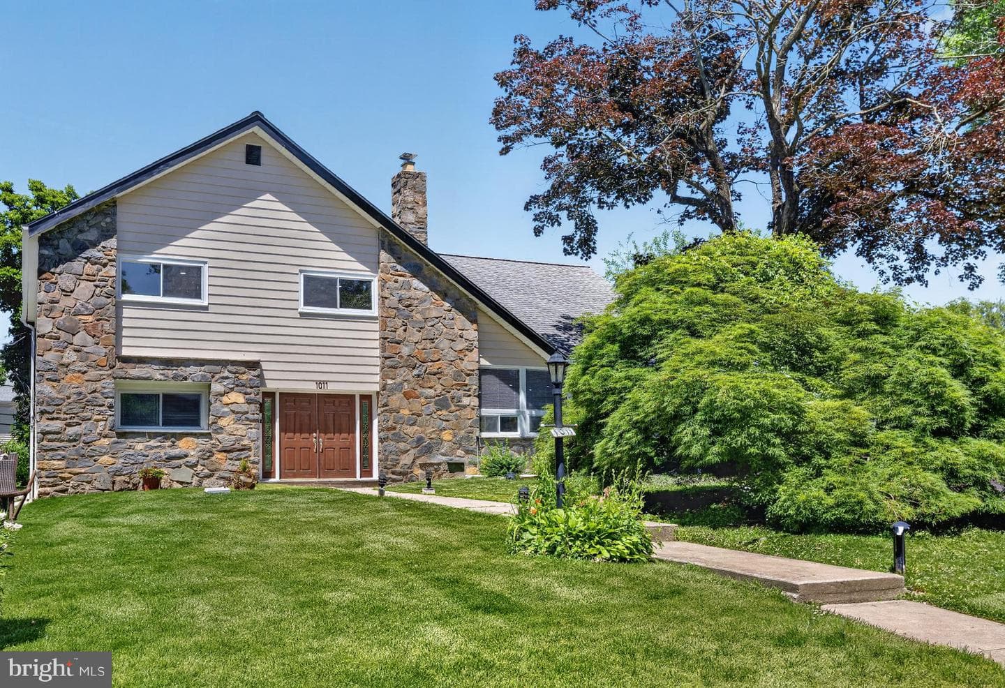 1011 Stanford Drive photo 48